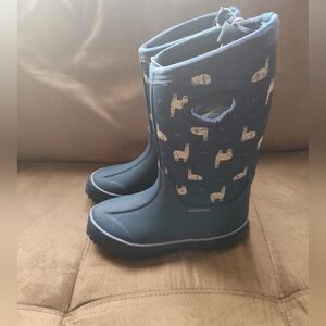 NWT, Cat & Jack Navy Blue and Purple Girl Kids Boots with LLamas Print, Size 1
